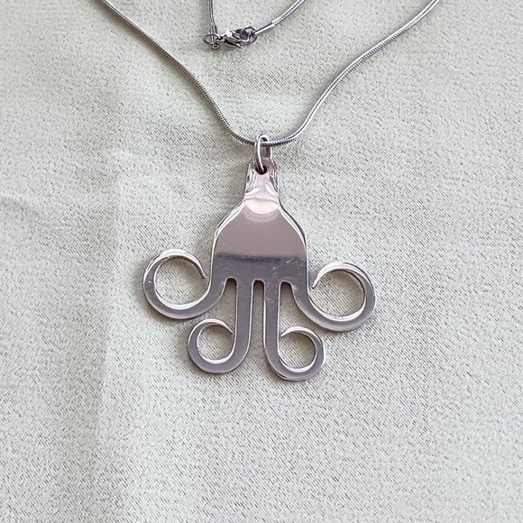 Artisan Necklace Silver Plated - Picture 2 of 3